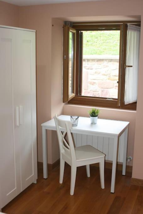 Gartzinea, Amplia Y Preciosa Vivienda Rural Lejlighed Ezkurra Eksteriør billede